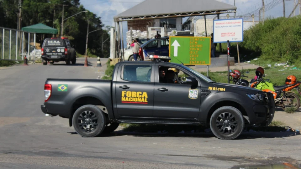 URGENTE: 24 detentos mortos no 2° dia de conflito em presídios de Manaus