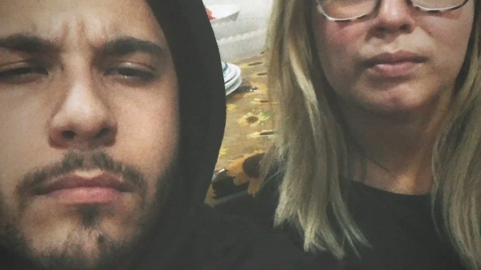 Marília Mendonça engata namoro com cantor sertanejo famoso; confira