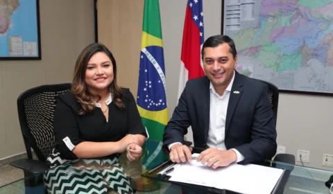 Wilson Lima anuncia Joana Darc como líder do Governo na ALE-AM