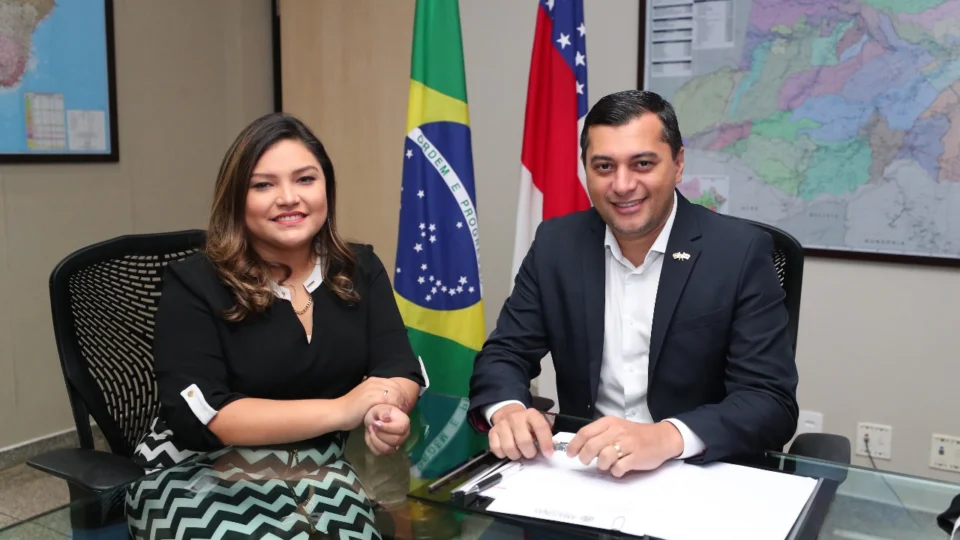Wilson Lima anuncia Joana Darc como líder do Governo na ALE-AM