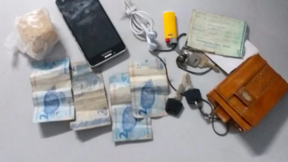 Homem é preso em posse de entorpecente na Cachoeirinha