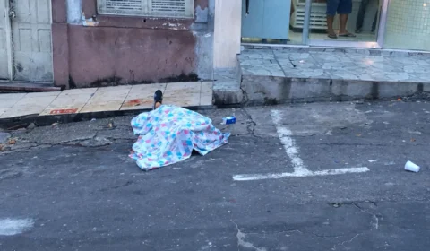 Homem é assassinado a tiros no Centro da cidade