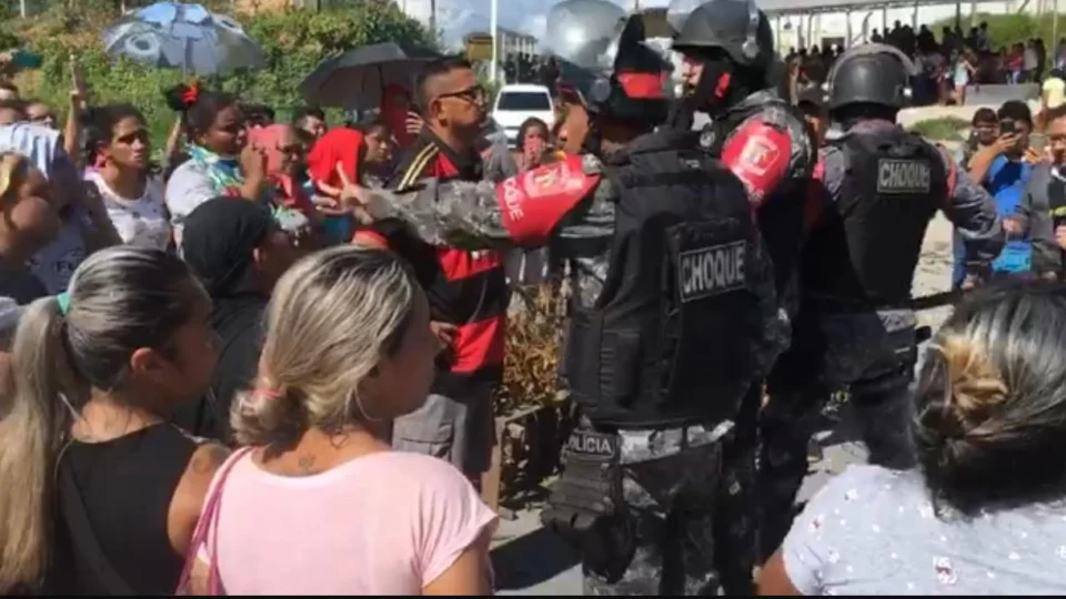 Detentos se mataram em frente aos próprios familiares, confirma Direitos Humanos e Seap