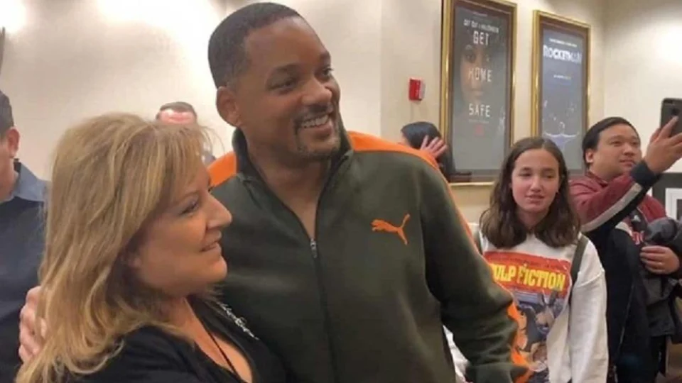 Will Smith tenta assistir escondido ‘Aladin’ no cinema, mas acaba sendo reconhecido pelo público