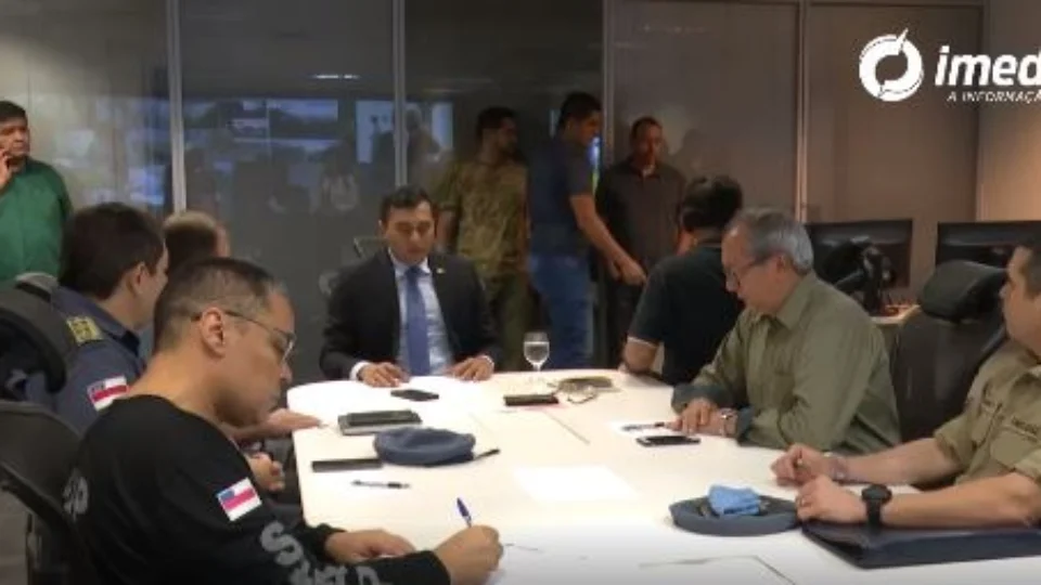 Wilson Lima se reúne com cúpula de Segurança e vistoria unidades prisionais