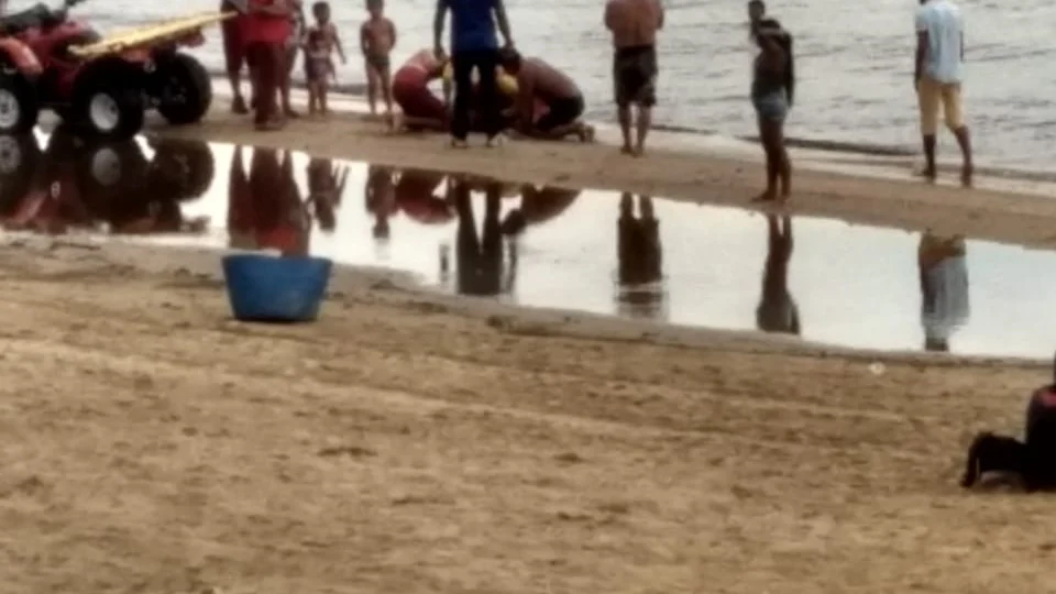 Criança de dois anos morre afogado em flutuante no Rio Negro, na Zona Oeste de Manaus