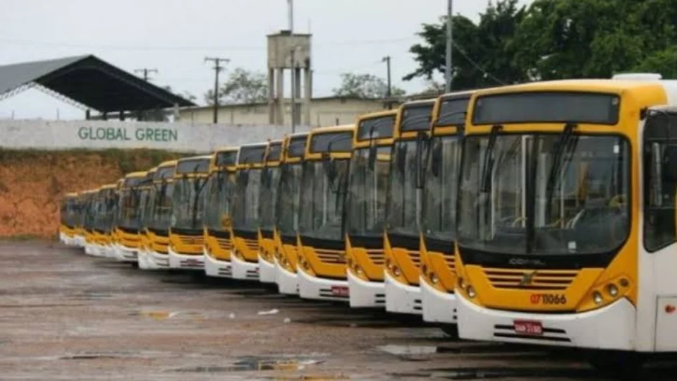 Rodoviários da empresa Global Green realizam paralisação nos terminais 4 e 5