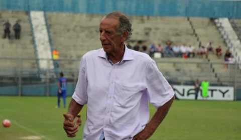 Aderbal Lana elogia elenco formado por jogadores da ‘terra’