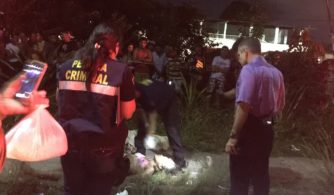 Mulher é encontrada morta no Igarapé do Passarinho – Carro desconhecido passou e jogou corpo na via
