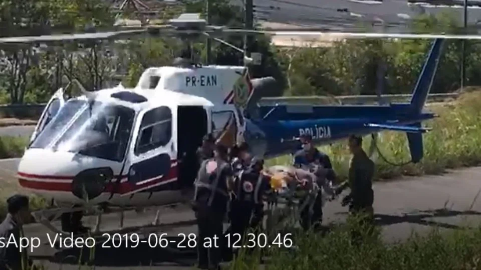 VÍDEO: veja momento em que o helicóptero da PM chega para socorrer policial ferido em grave acidente