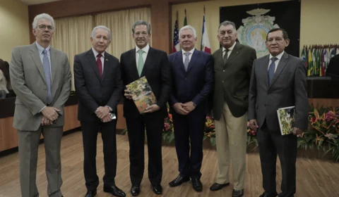 Manual reúne legislação relativa ao meio ambiente é lançado pelo TJAM