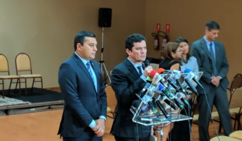 ‘Muito sensacionalismo sobre essa situação’, diz Moro sobre mensagens vazadas e exibidas no Fantástico