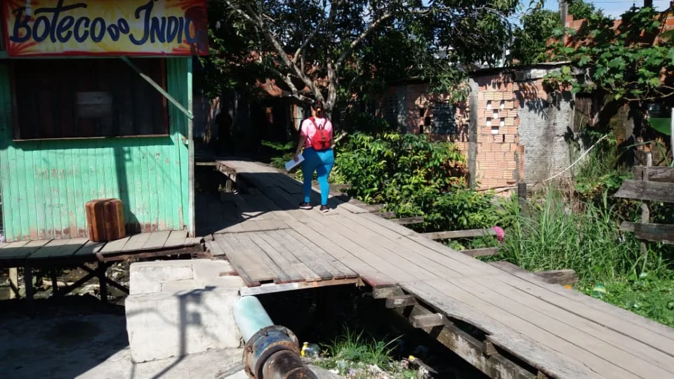 Moradores do bairro Riacho Doce há 23 anos esperam pela construção de ponte
