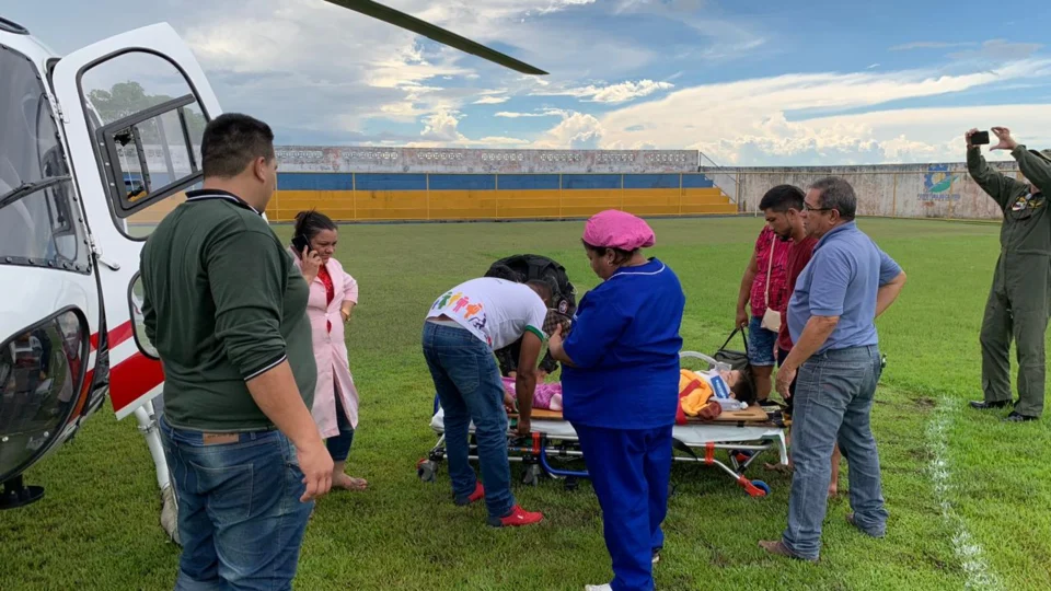 Helicóptero da SSP resgata criança de 8 anos com trauma grave no AM