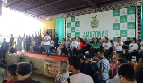 Wilson Lima participa de lançamento de projeto social em Manacapuru