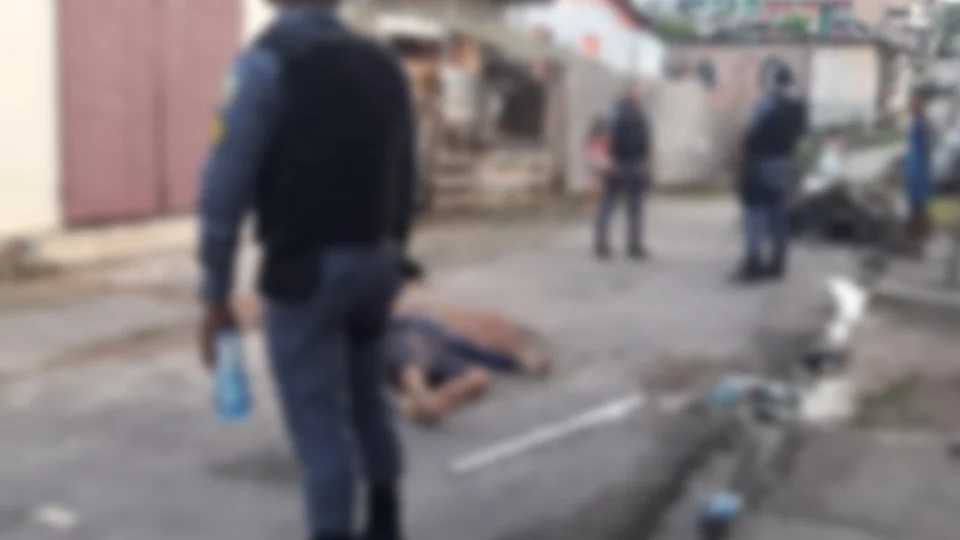 Homem é perseguido e executado a tiros no Novo Aleixo