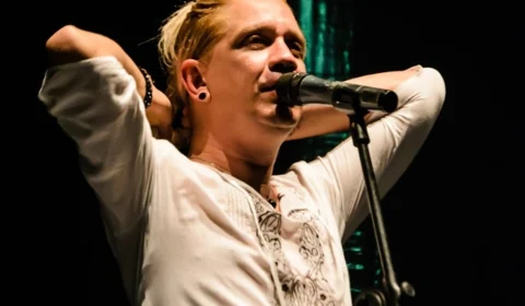 Teatro Gebes Medeiros apresenta o artista Luso gravando “Luso 18 Anos Acoustic”