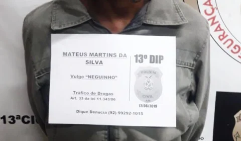 ‘Neguinho’ tenta vida de autônomo em posse de 100 trouxinhas e 4 celulares