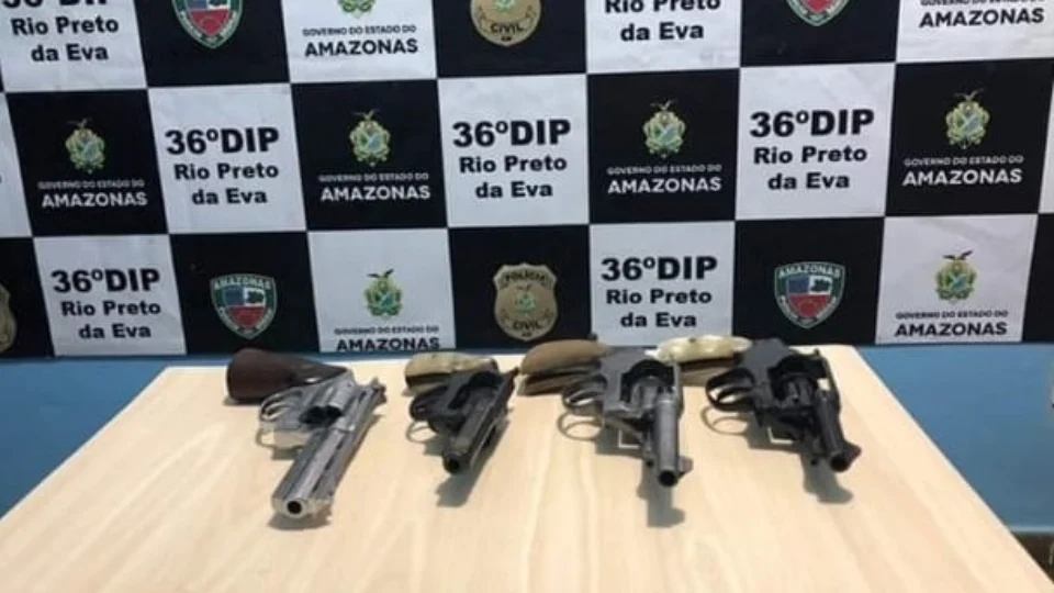 Quadrilha é detida por suspeita de desviar armas apreendidas do Fórum de Rio Preto da Eva
