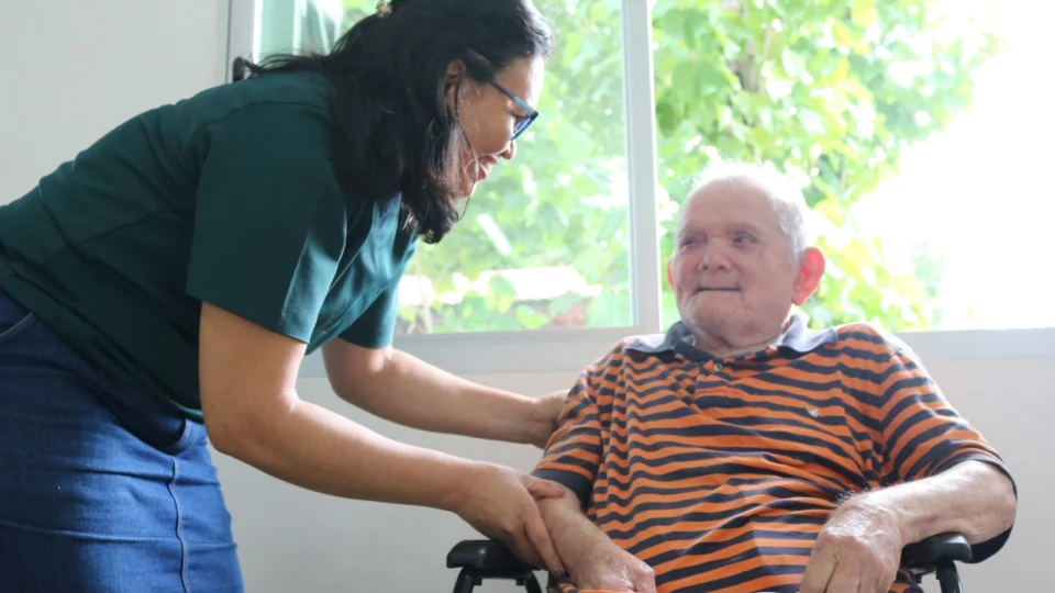 Dia 24 abre pré-inscrições para o curso de Cuidador de Idosos