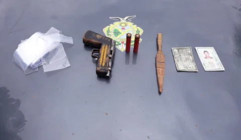 Policiais militares de Pauini apreendem arma de fabricação caseira, munição e punhal