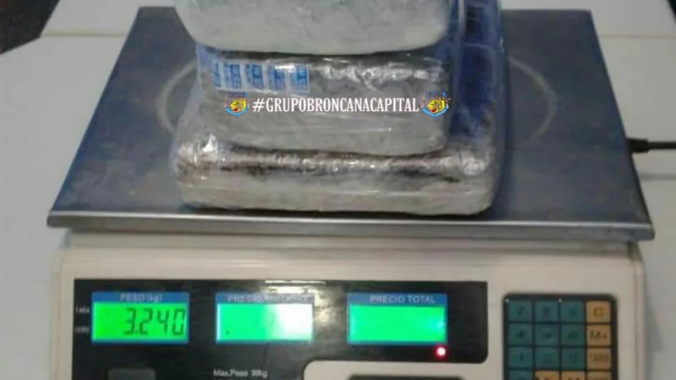 Mulher é presa com 3 kg de drogas em Humaitá, interior do AM