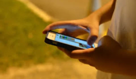 Nas redes sociais, homem se passa por adolescente, sequestra e estupra criança