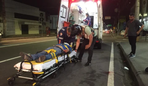 Assaltante é espancado pela população após tentativa de latrocínio na avenida Constantino Nery
