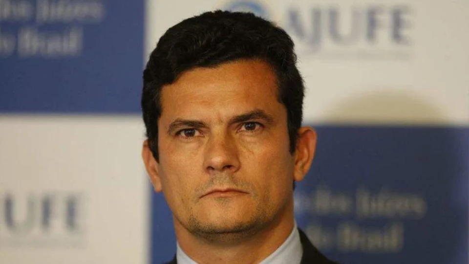 Sergio Moro, o juiz da Lava Jato, pede demissão do Ministério da Justiça e Segurança