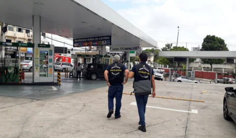 Nova baixa da Petrobras ainda não foi repassada aos postos, de acordo com fiscalização do Procon-AM
