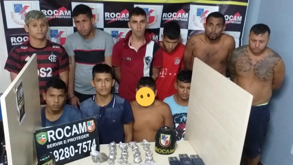 Rocam prende 10 homens na Colônia Terra Nova com grande quantidade de drogas