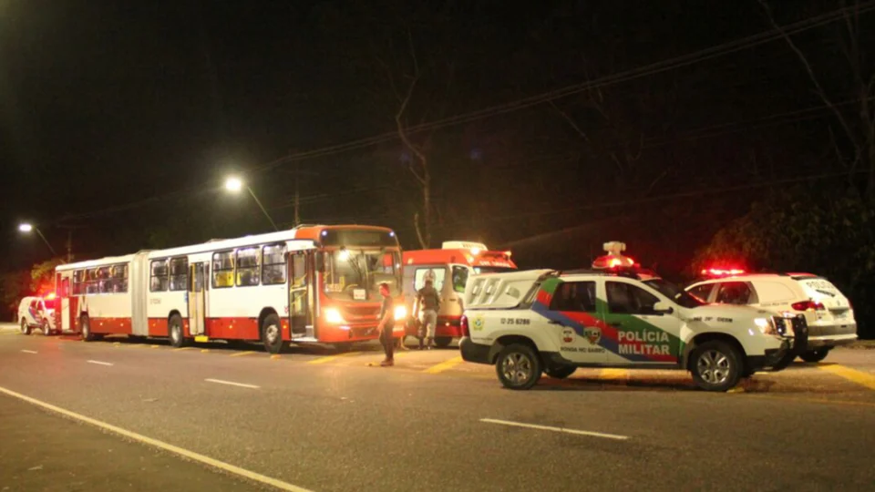 Ônibus da linha 640 é assaltado no bairro Cidade Nova