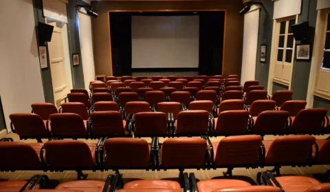 Filme ‘Apenas Bons Amigos’ comemora 30 anos com exibição no Cine Teatro Guarany, neste sábado