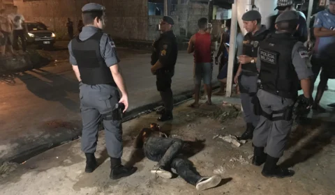 Suposto assaltante leva a pior e acaba sendo espancado por passageiros da linha 054