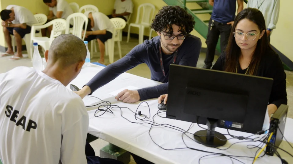 Vara de Execuções Penais realiza audiências judiciais para os internos do Ipat