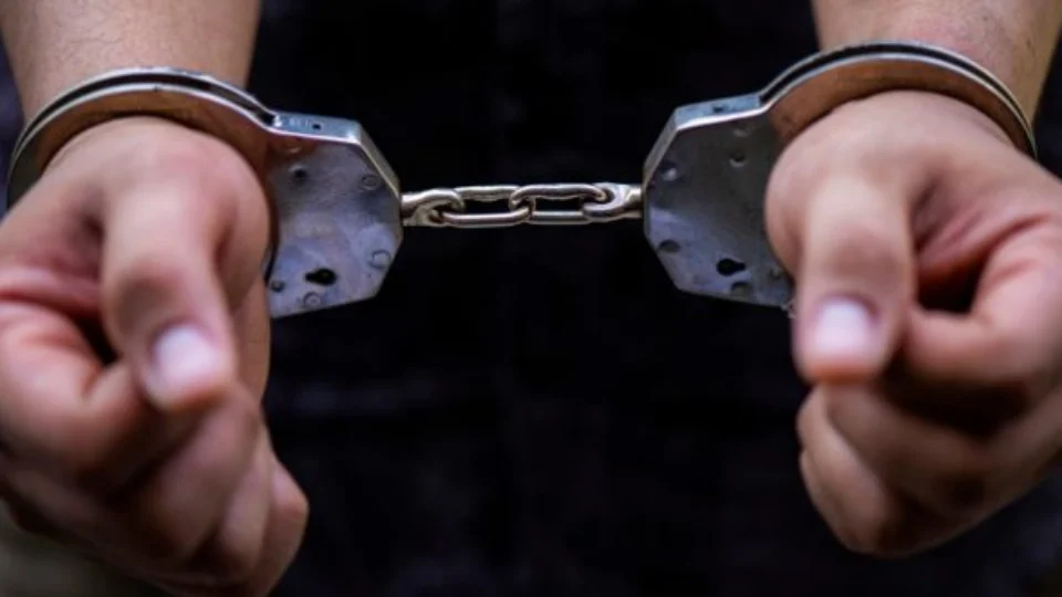 Policial Militar é preso acusado de estuprar adolescente em banheiro no Amazonas