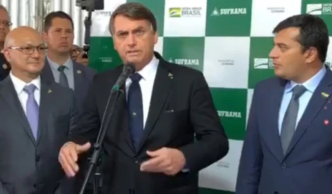 ‘Nós queremos legalizar sim o garimpo no Brasil’, diz Bolsonaro em Manaus