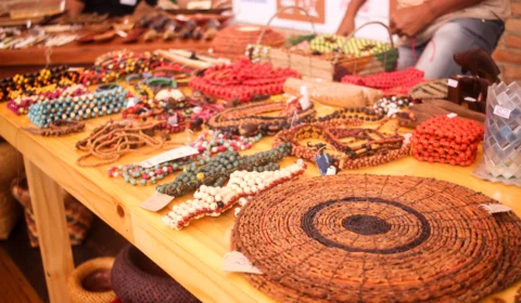 Feira da FAS visa mostrar potencial artístico dos povos indígenas