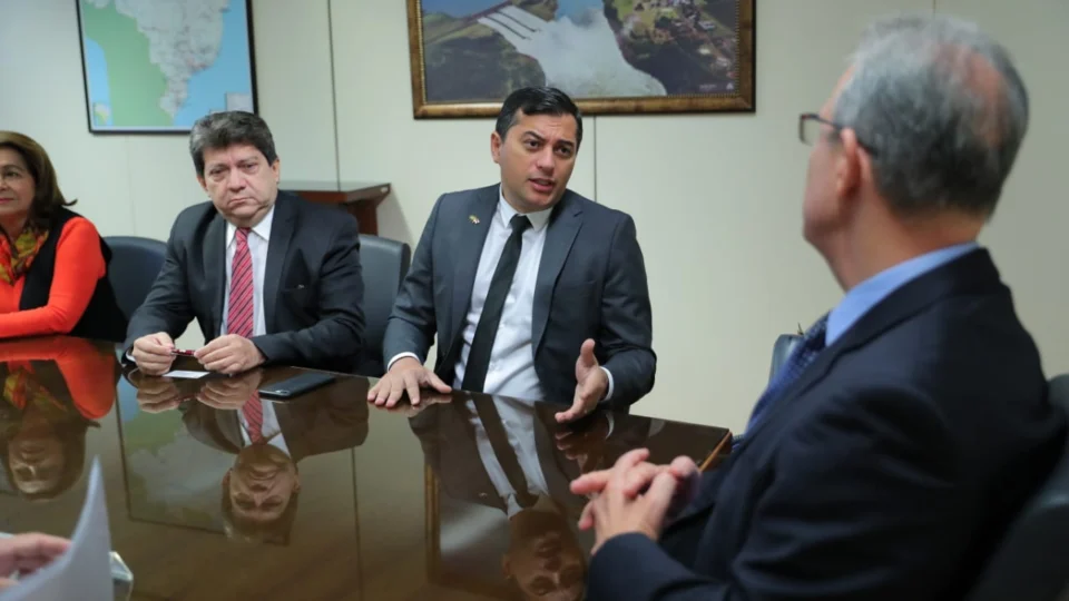 Wilson Lima e ministro de Minas e Energia discutem fomento à cadeia produtiva do gás natural no Amazonas