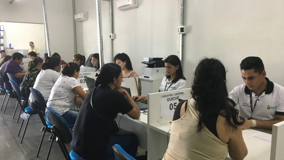 OPORTUNIDADE | 145 vagas de emprego nesta quarta-feira