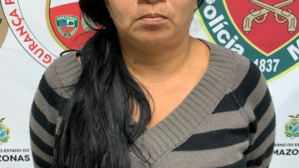 Mulher é presa por apresentar RG falso em delegacia