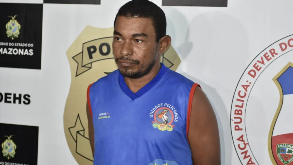 Homem procurado por duplo homicídio e tentativa de assassinato é preso na comunidade Grande Vitória