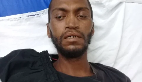 João Lúcio procura familiares de paciente