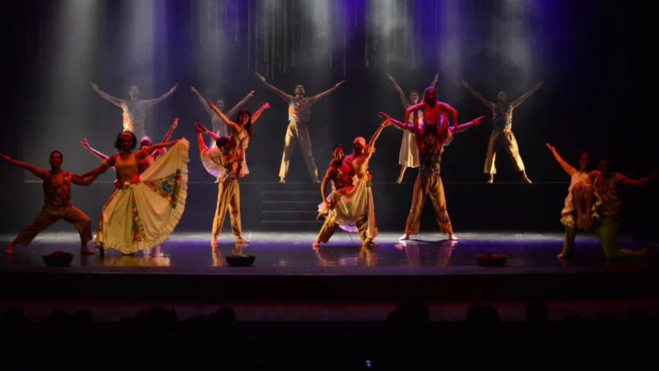 Balé Folclórico apresenta ‘Mensageiro de Francisco’ no Teatro Amazonas