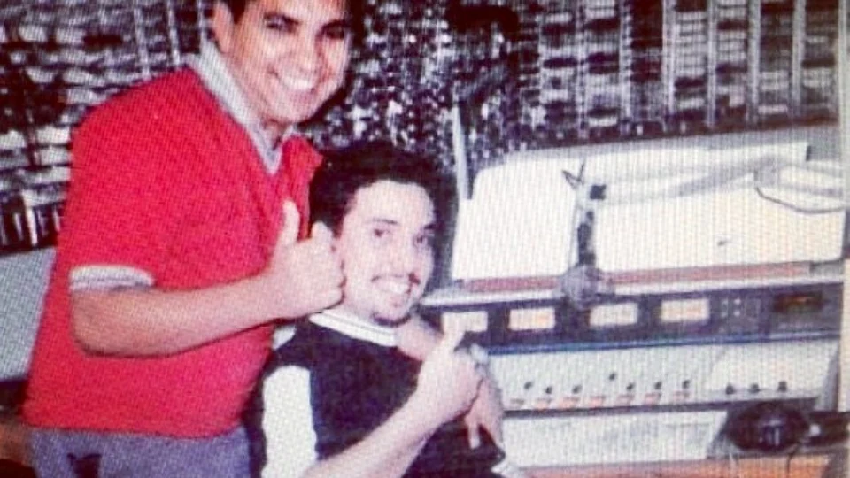 Saiba quem é o radialista amazonense que faz sucesso internacional como a voz de grandes marcas