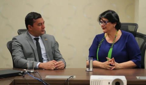 Wilson Lima formaliza parceria para implantar no Estado programa federal de proteção às crianças