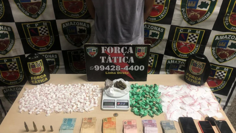 Mais de 10 pessoas foram presas e veículos recuperados pela PM no Amazonas