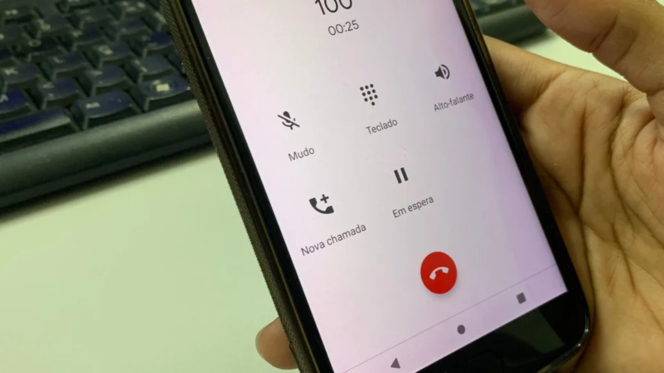 ALERTA | Crime de tráfico de pessoas pode ser denunciado no Disque 100