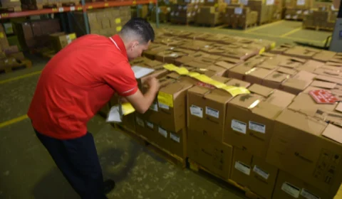 Para garantir o estoque de medicamentos da Cema, Governo do Am realiza pagamentos de fornecedores