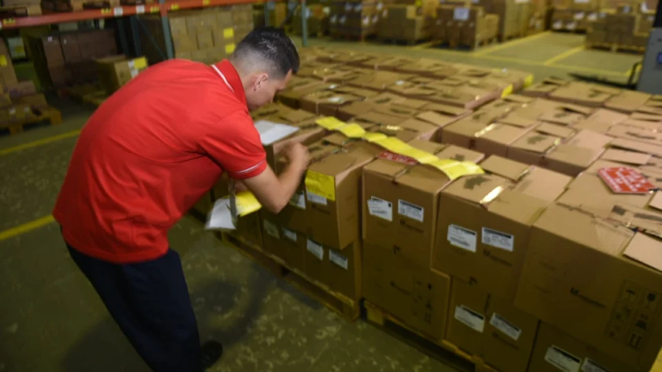 Para garantir o estoque de medicamentos da Cema, Governo do Am realiza pagamentos de fornecedores